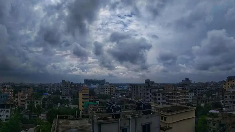 দেশের বিভিন্ন অঞ্চলে বজ্রবৃষ্টির আভাস