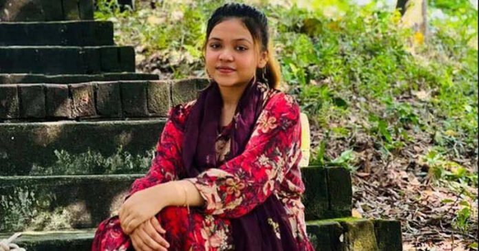 গান গেয়ে আর বাড়ি ফেরা হলো না বাউলশিল্পী পেহেলী ভৈরবীর, প্রাণ গেল সড়ক দুর্ঘটনায়