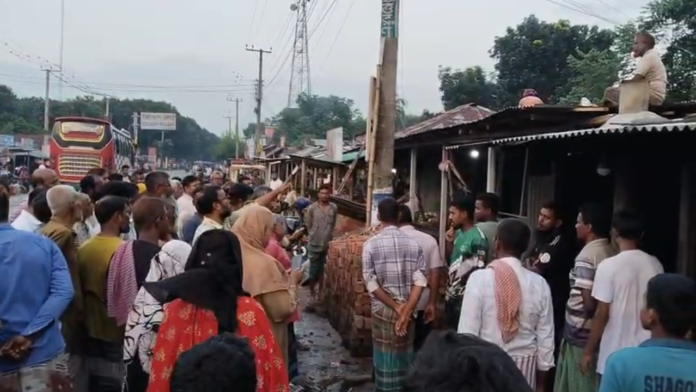 দিনাজপুরের ফুলবাড়ীতে এনসিপি নেতাসহ ৪ জনের বিরুদ্ধে জমি দখলের অভিযোগ